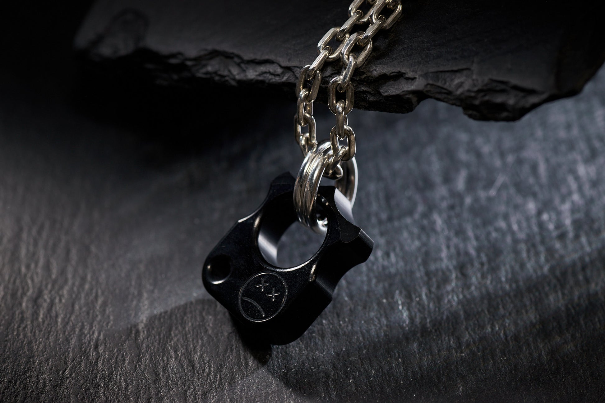 Black aluminum men's pendant EDC knuckle SFK 03 _ 1
