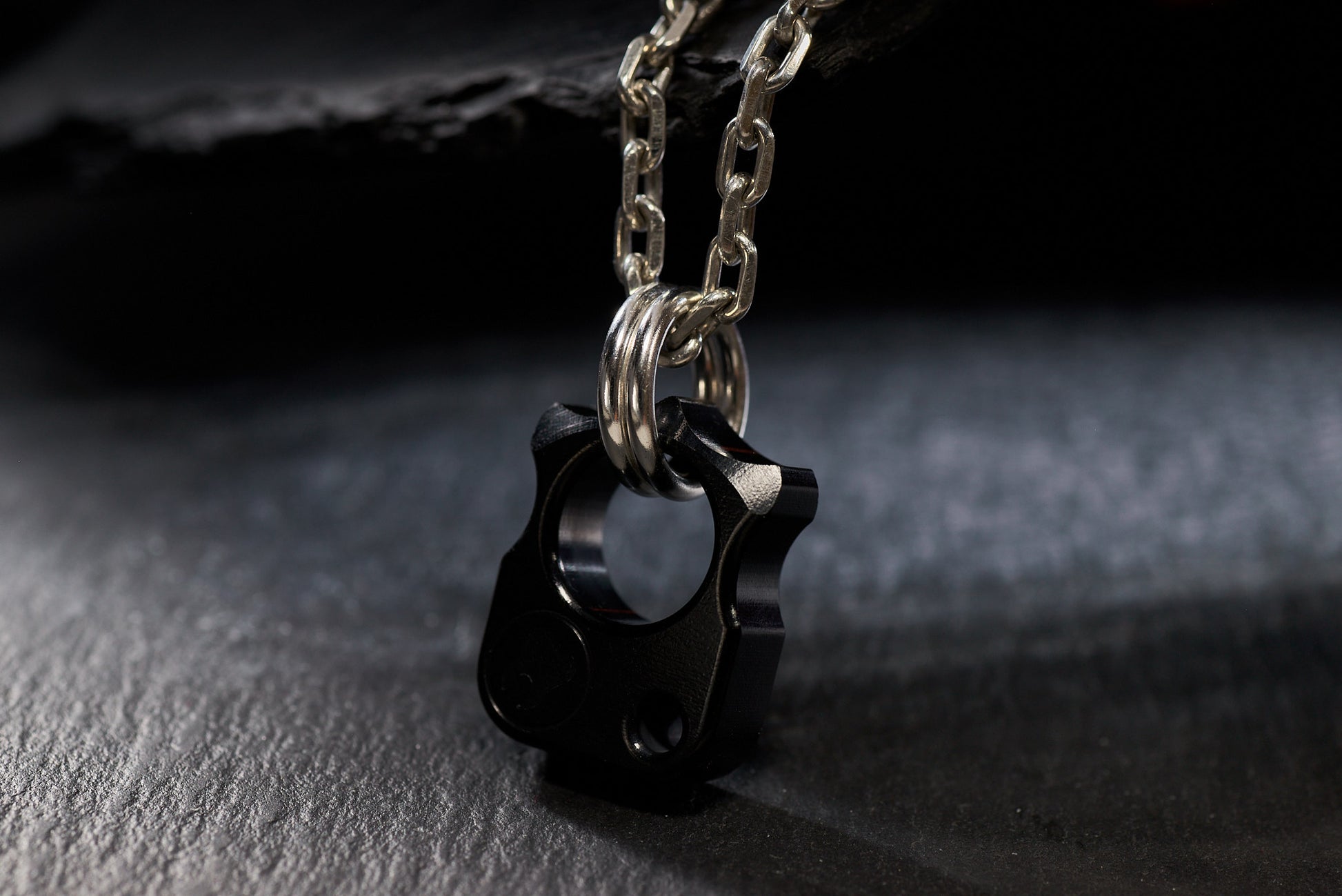 Black aluminum men's pendant EDC knuckle SFK 03 _ 3