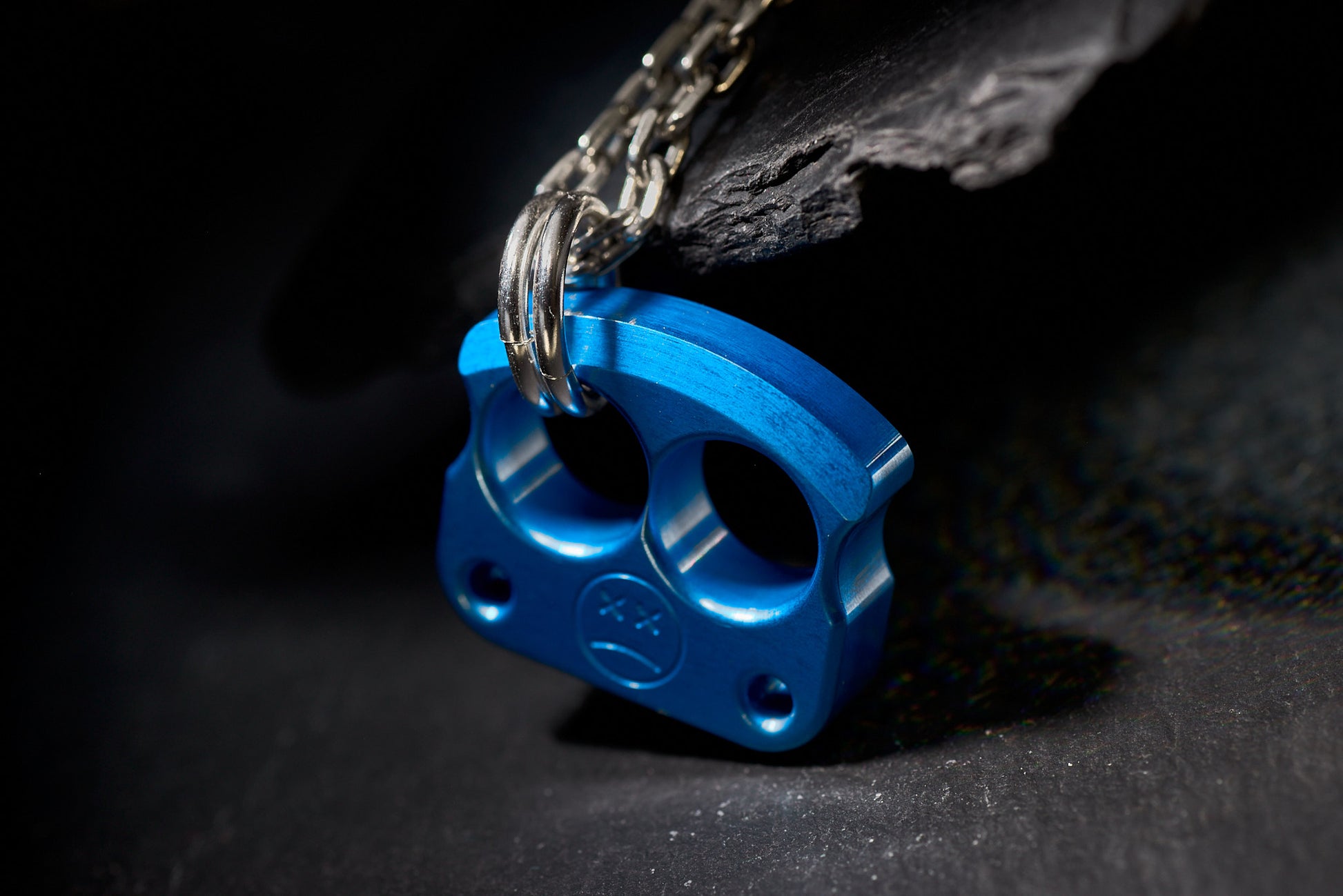 Blue aluminum men's pendant EDC knuckle DFK 01 _ 1