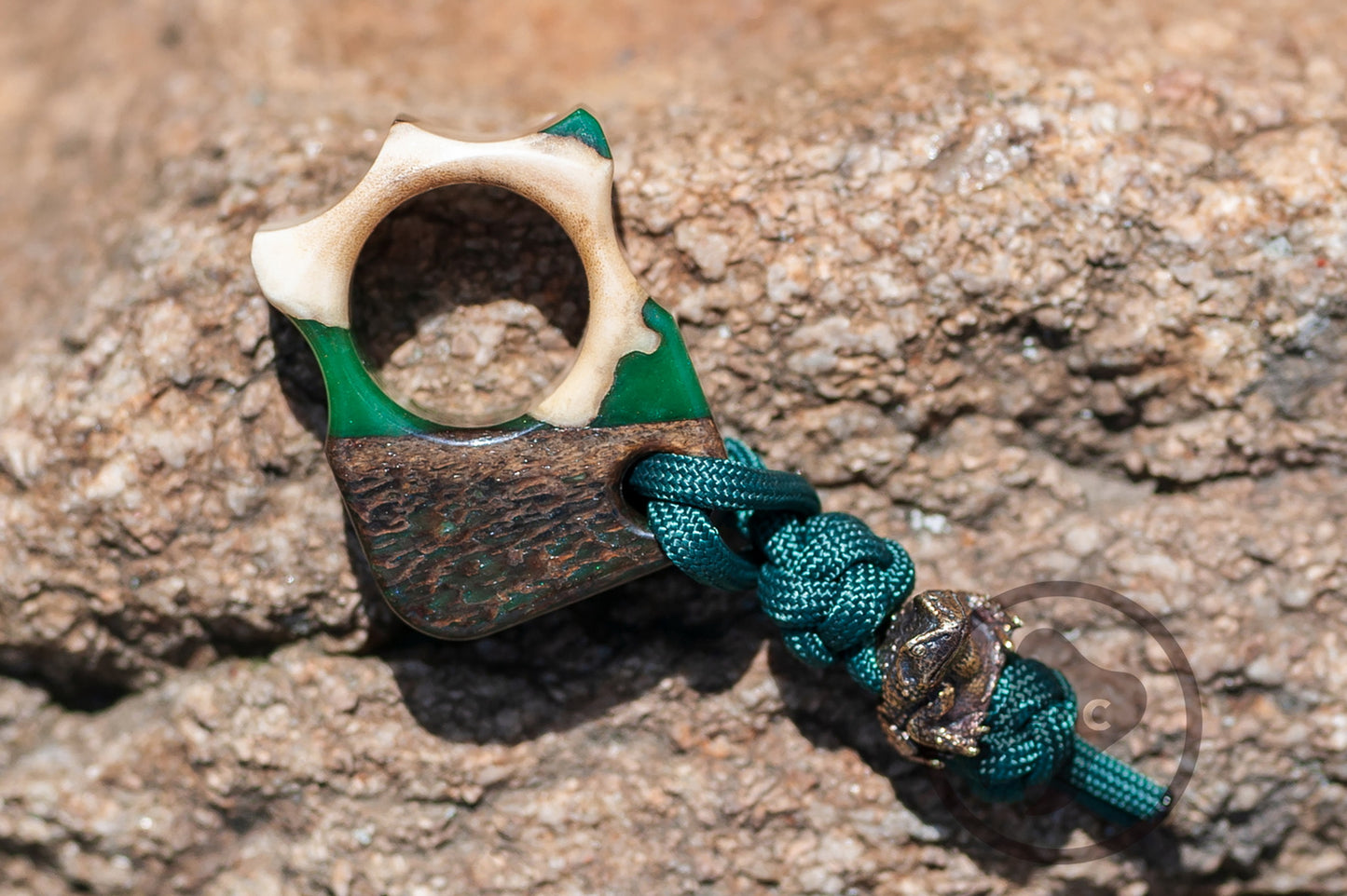 Set of Mammoth Tusk and Moose Horn Single Finger Knuckle Duster SFK 03 & Brass EDC Paracord Bead Frog