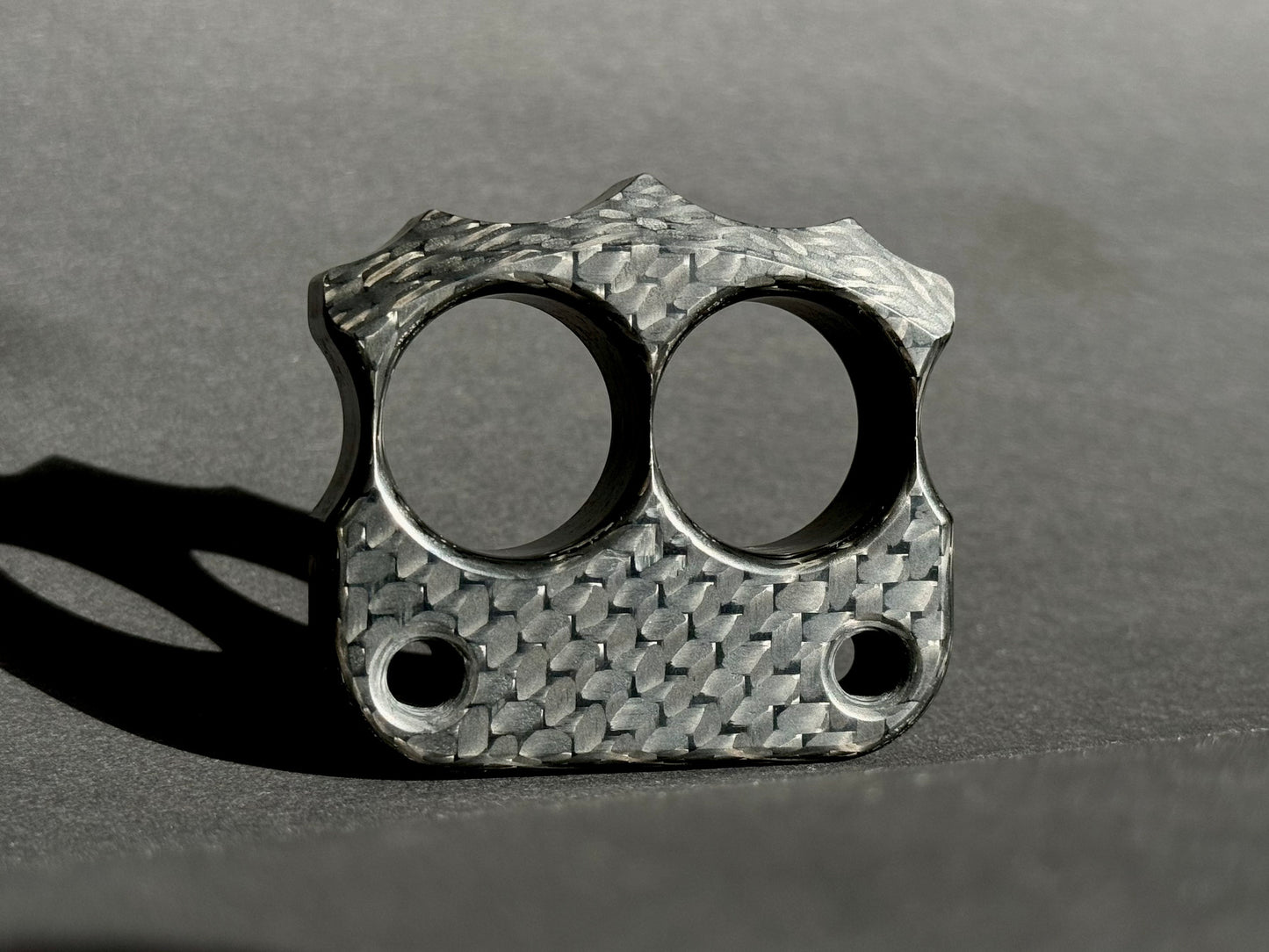 Two Finger Knuckle Duster DFK 03 Carbon Fiber