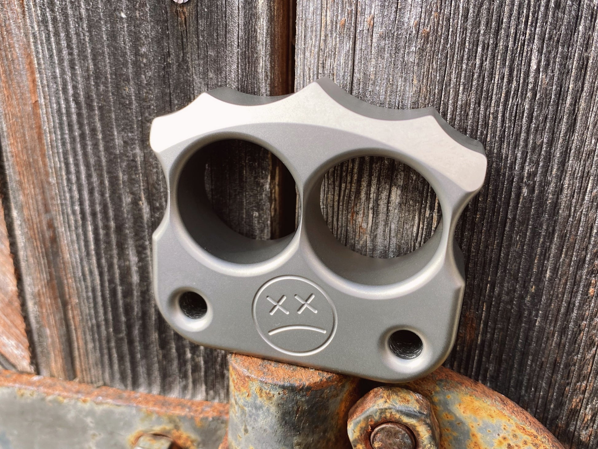 cool titanium sandblasted double knuckles DFK 03 - 1