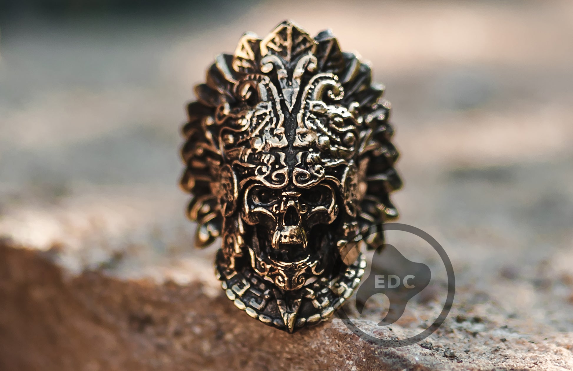 Aztec Priest hand heart - brass paracord and kni – EDCCraft