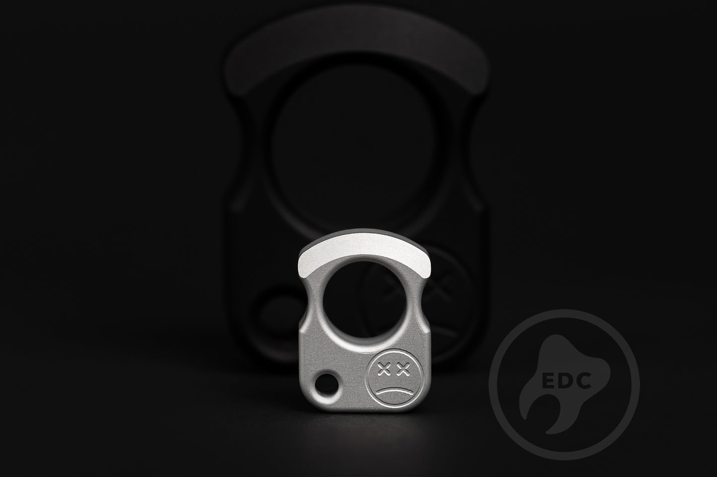Grey aluminum necklace for men EDC knuck SFK 01 _ 1